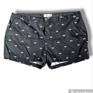 Old Navy Bee black shorts